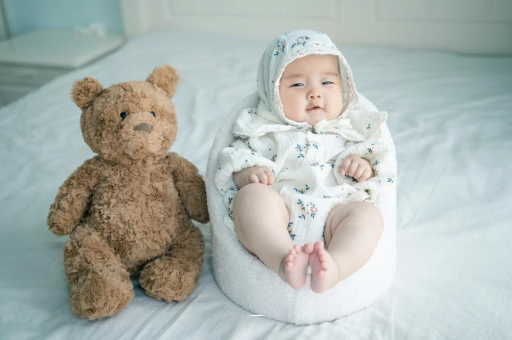 垦利宝宝吃不饱母乳的症状